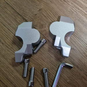 혼다 adv350 핸들 라이져 이미지