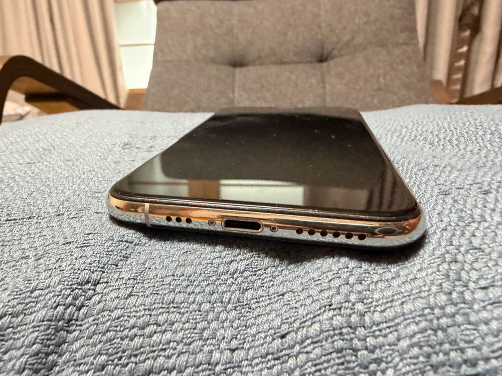 아이폰 XS(256g)--7