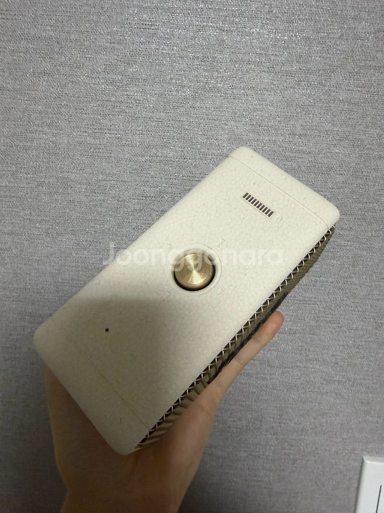 마샬 엠버튼 II 크림 블루투스 스피커--1