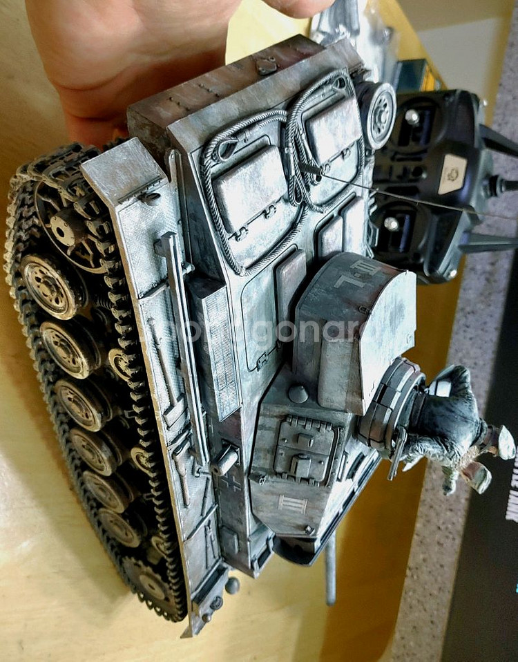 *각종교신가능*정밀도색1/16대형RC카탱크프라모델2WW독일3호전차알씨카풀셋~바람에언덕에서--2