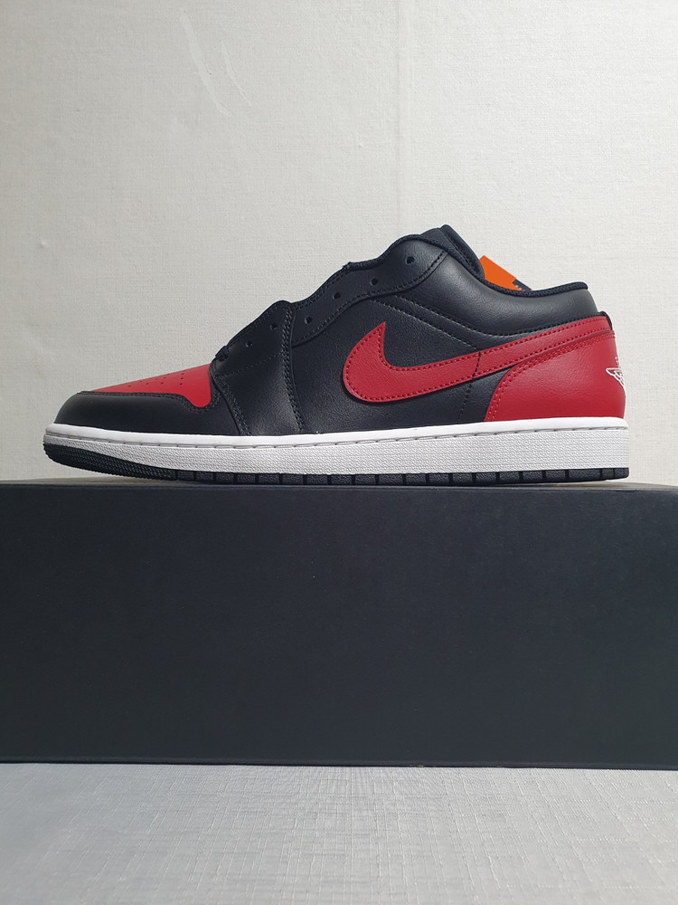 나이키 에어조던1 로우 B/R 농구화 300 새상품 택포--2