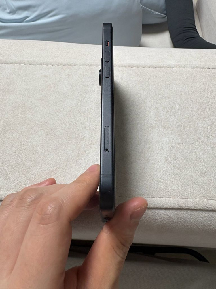 아이폰 15 블랙 128GB--3