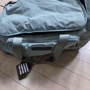 만다리나덕 보스턴백