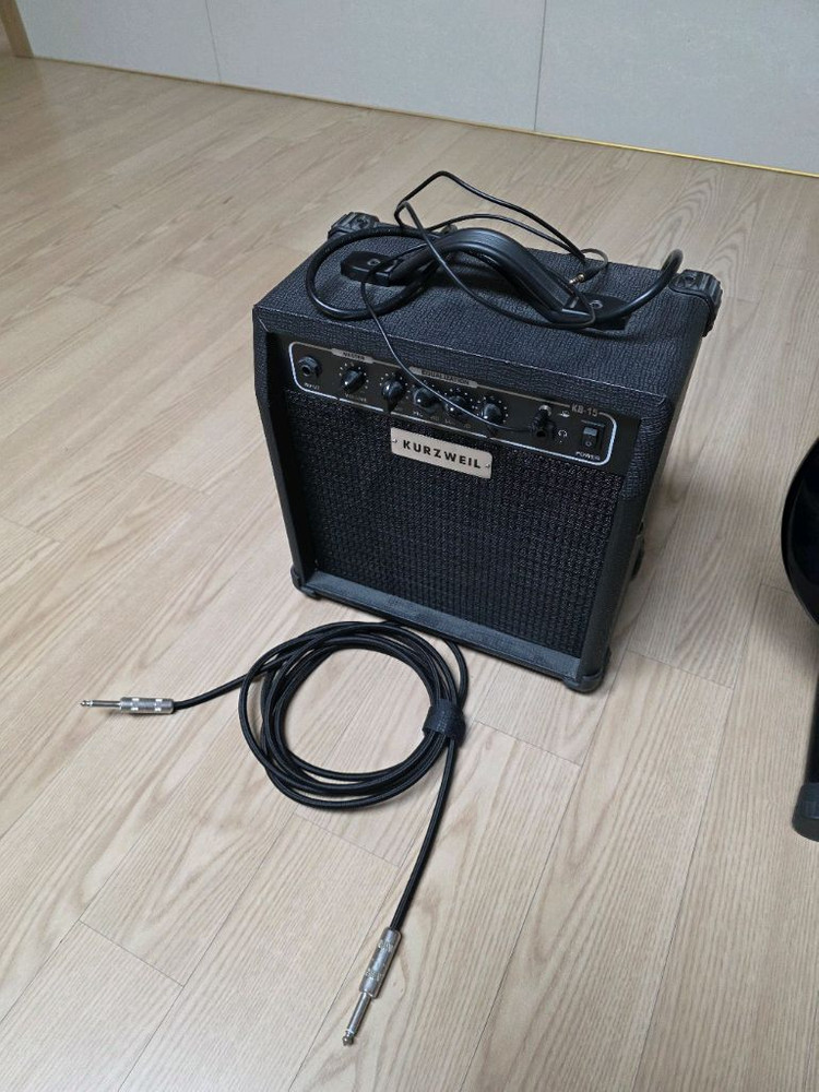 베이스 기타 앰프 세트 이미지