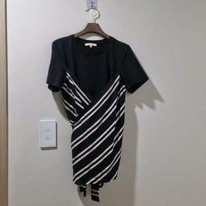 마쥬 maje 블랙 스트라이프 랩 티셔츠