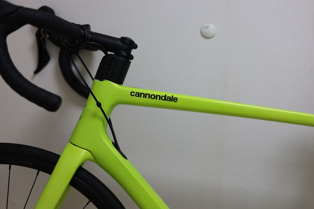 캐논데일 슈퍼식스에보 105 디스크 로드자전거 이미지