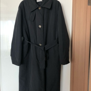 헬베티카 누빔 트렌치코트 야상 점퍼 사파리 오버핏 고퀄