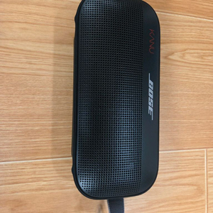 보스 사운드링크 플렉스 스피커 팝니다.