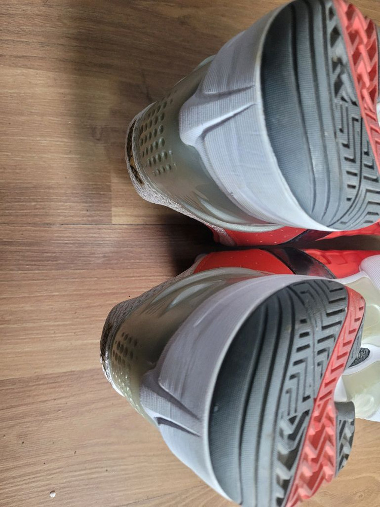 요넥스 배드민턴화 280--3