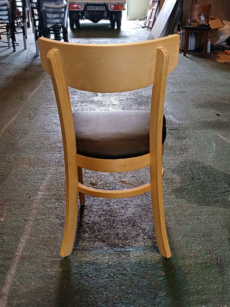 목재 업소용 식당의자 (미사용품) 이미지