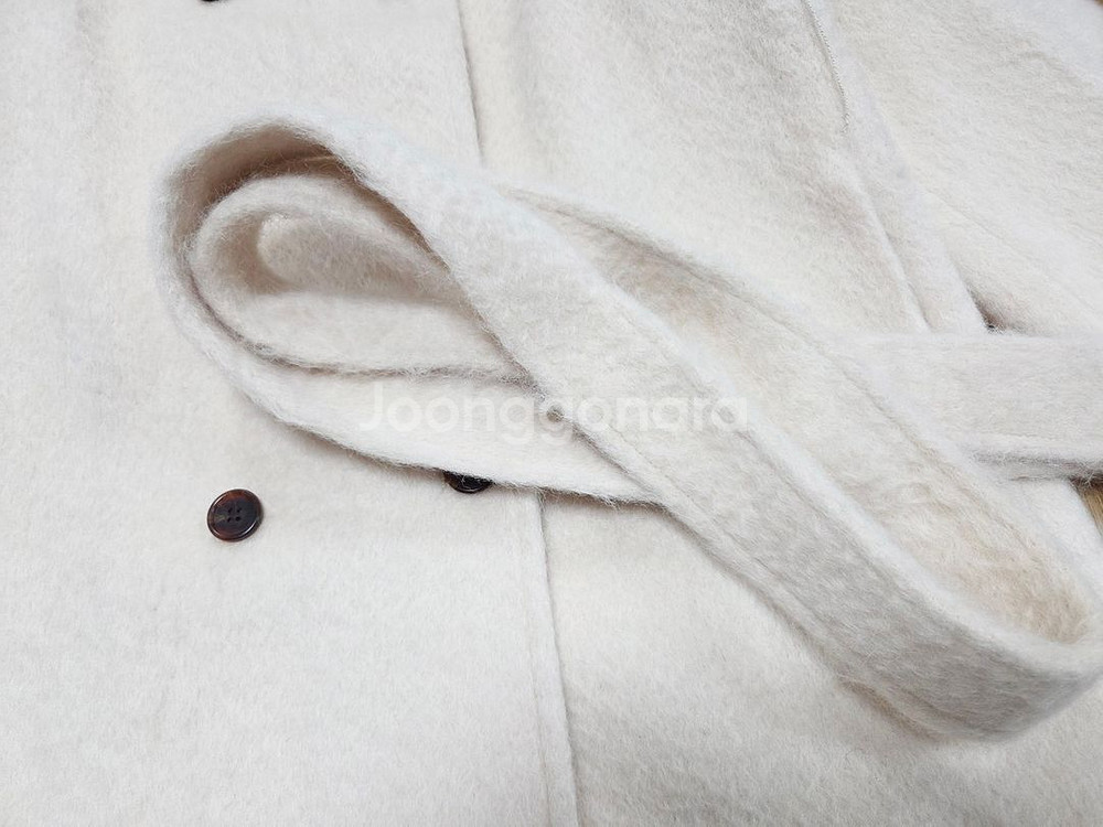 베뉴엣(BENUET) 피치크림 밀란 코트 프리사이즈 새상품--7