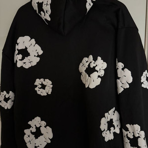 데님티어스 후드티 이미지