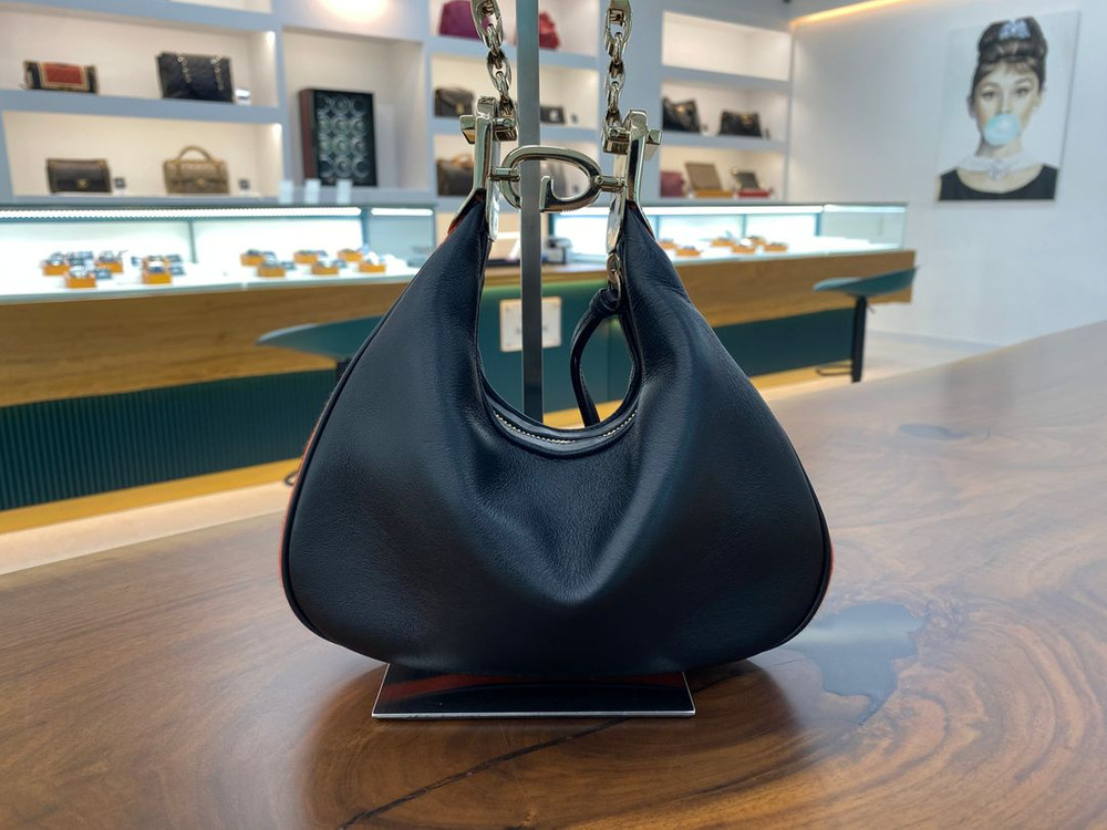 구찌 아따슈 호보 스몰 숄더백 블랙 [중고명품 리셀온]--2