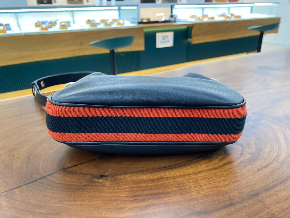 구찌 아따슈 호보 스몰 숄더백 블랙 [중고명품 리셀온]--5