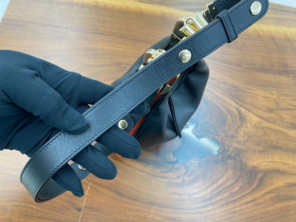 구찌 아따슈 호보 스몰 숄더백 블랙 [중고명품 리셀온]--7