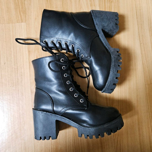 블랙 워커 힐 / 통굽 워커 / 굽 7.5cm / 230 (EU36)