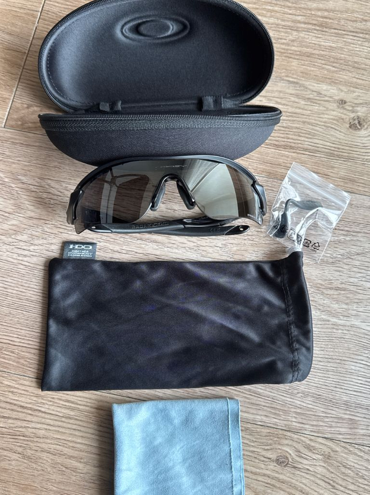 Oakley 레이다락 블랙--1