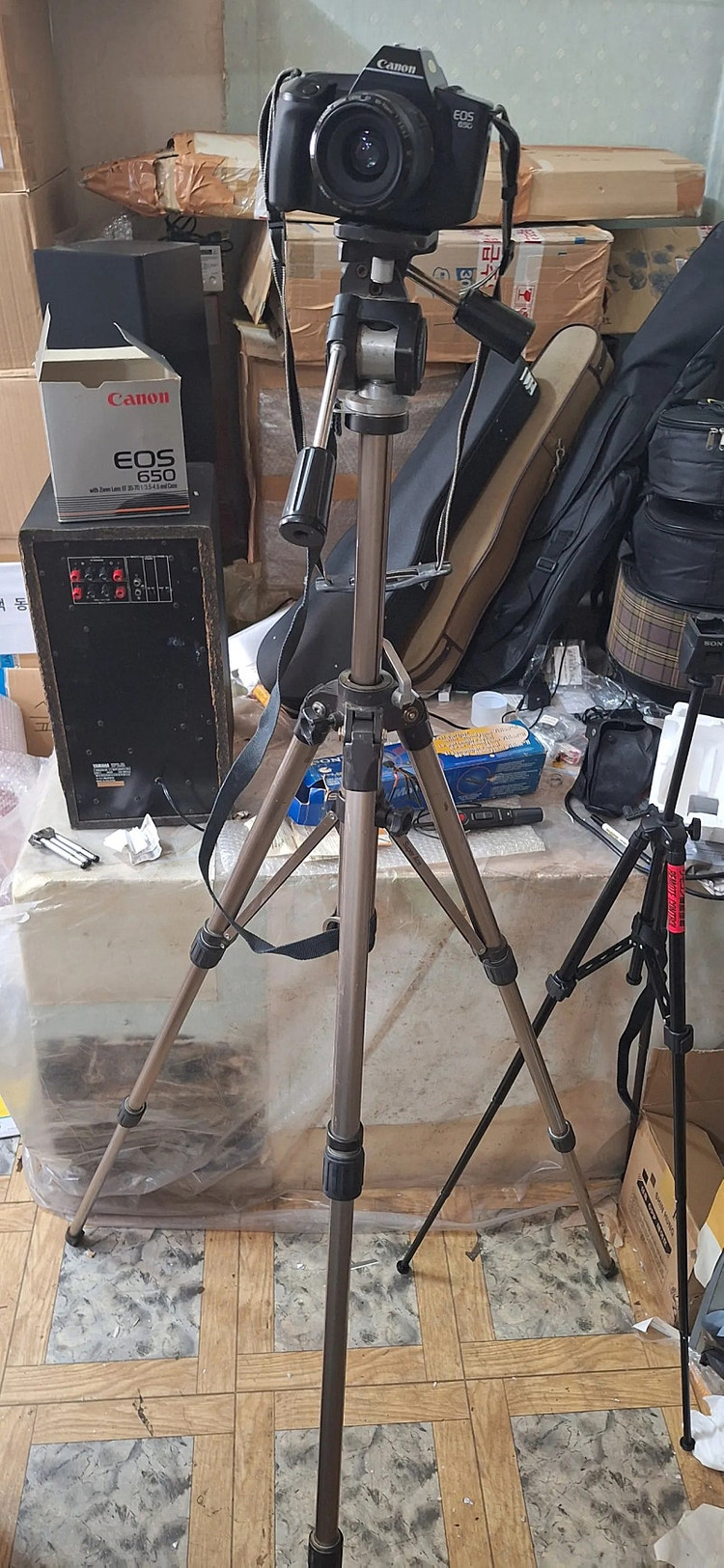 캐논 Eos 650 빈티지 필름카메라 민트급 박스 풀세트 삼각대 스트로브 y2k 레트로 로모 앤틱 감성 필카--2