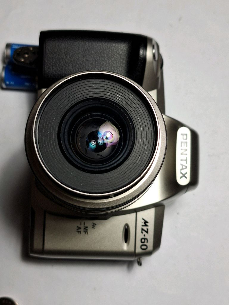 펜탁스 MZ-60 필름카메라 렌즈포함 35-80 빈티지 레트로 로모 앤틱 y2k 일본 감성 필카 인테리어 이미지