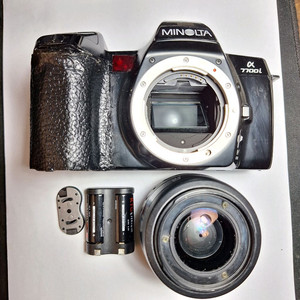 미놀타 Minolta a7700i 필름카메라 빈티지 레트로 로모 앤틱 y2k 필카 사진 촬영 감성 일본 인테리어