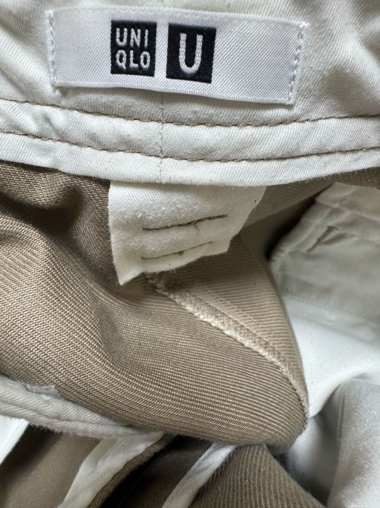 [82]유니클로u 와이드핏치노팬츠 베이지--2