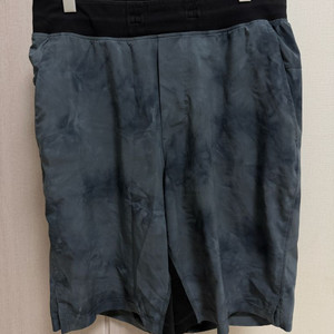 룰루레몬 남성용 반바지 M