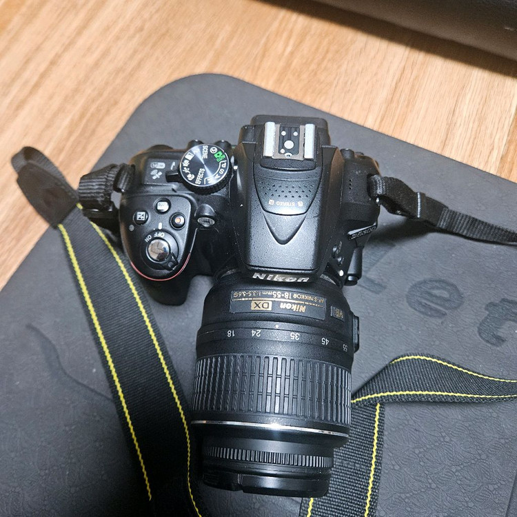 니콘 d5300 기본셋 배터리2개--1