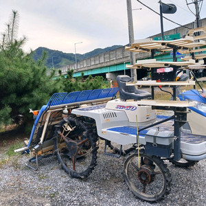 승용 이앙기 판매합니다 이미지