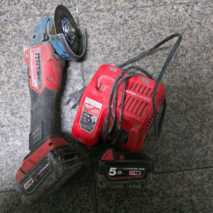 밀워키충전그라인더팝니다