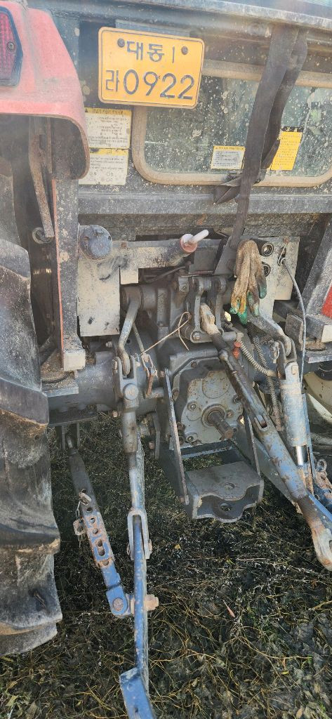 대동 D500 트랙터 트랙트 본기만 배선부분적으로탔음 수리용으로--3