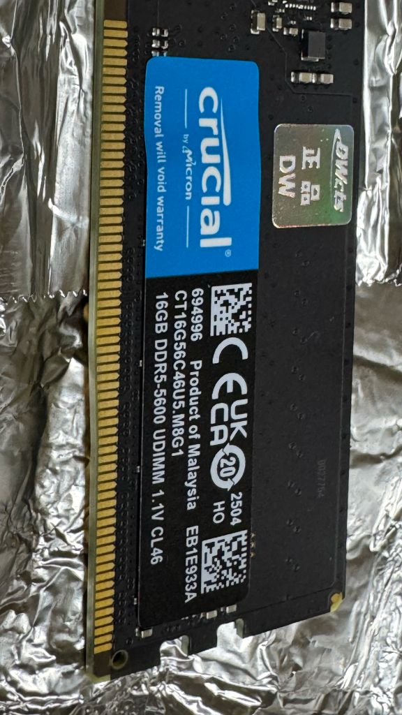 마이크론 DDR5 16GB 메모리 이미지