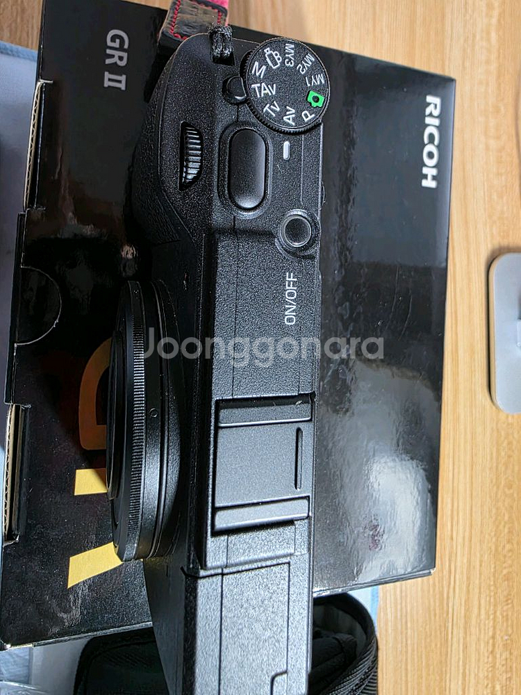 [민트급] 리코 GR2 / 컷수 7,166 / 풀박+구성품 일체 + 스트로보 포함 / 로우프로 파우치--2