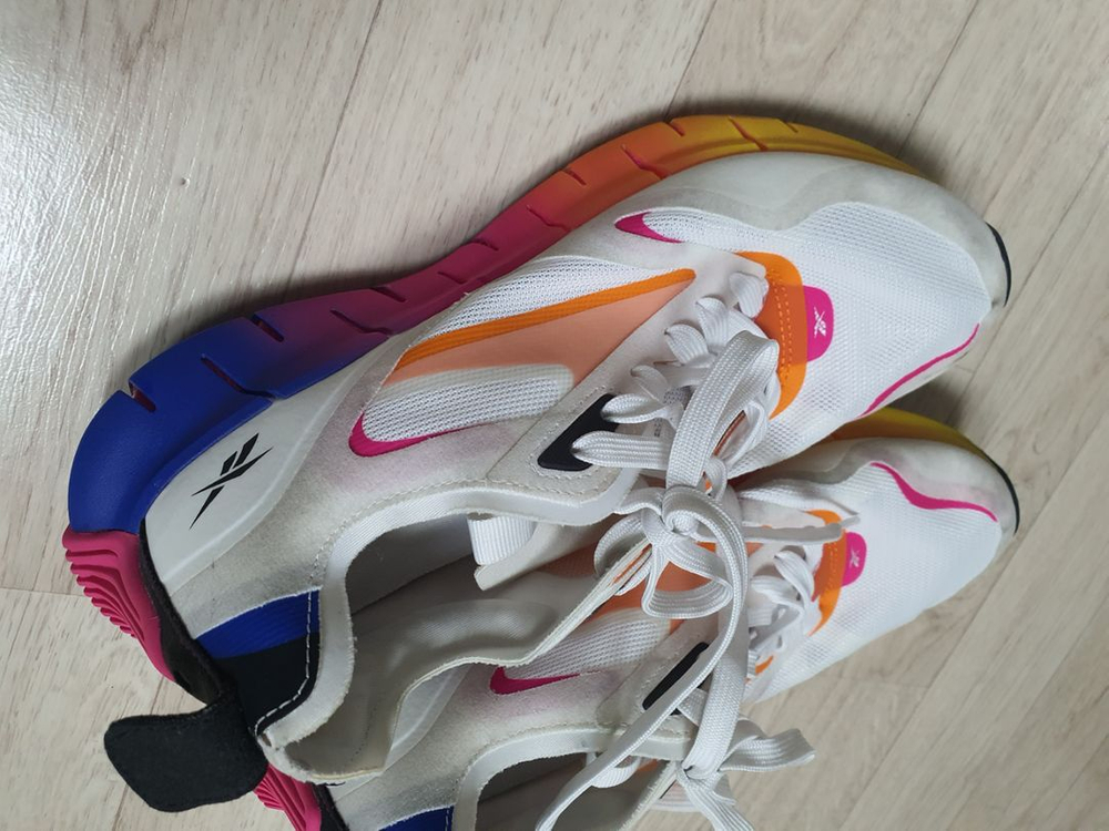 255 리복 운동화 스니커즈 러닝화 깨끗해요--1