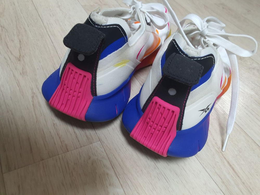 255 리복 운동화 스니커즈 러닝화 깨끗해요--2