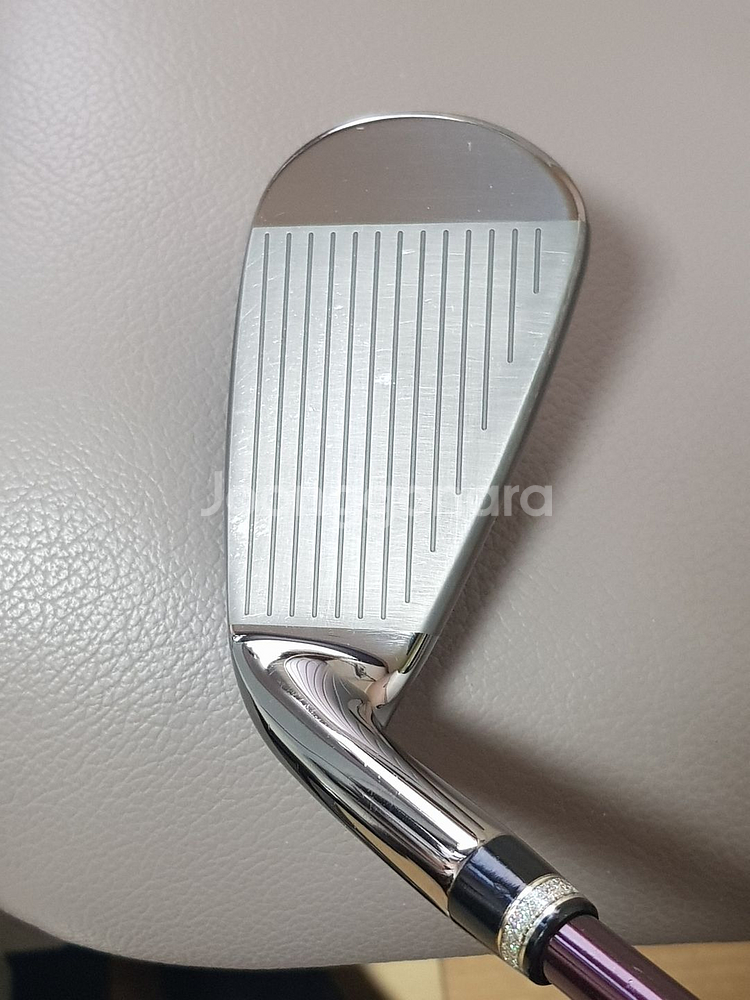 여성용 정품 마제스티 로얄 7,8번아이언 A급 판매해요.--2