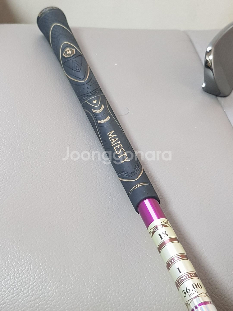 여성용 정품 마제스티 로얄 7,8번아이언 A급 판매해요.--9