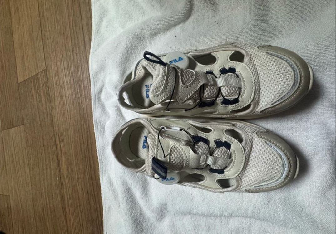 휠라 키즈 여름 운동화 190 / 1회 착용 · 거의 새거 이미지