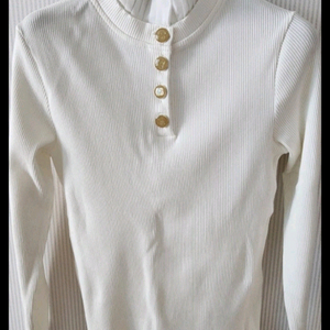 산드로 프릴넥 니트