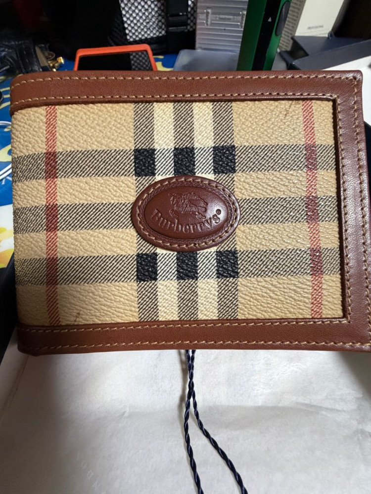 버버리 남성용 반지갑 이미지