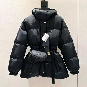 프라다 앤트 웨이스트 구스다운