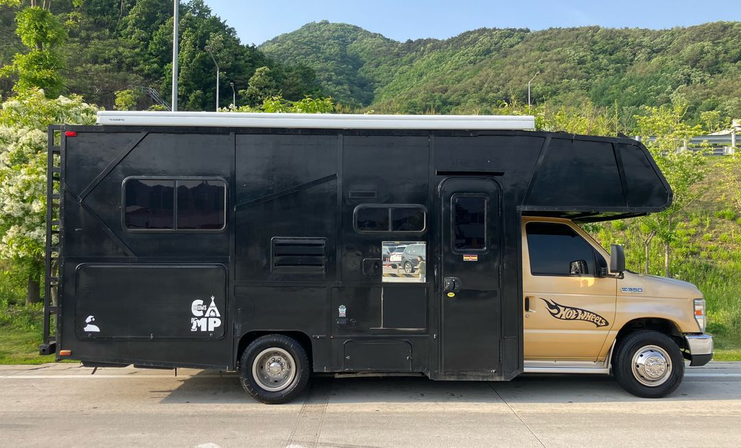 미국 포드 e350 모터홈 캠핑카 판매 급매--1