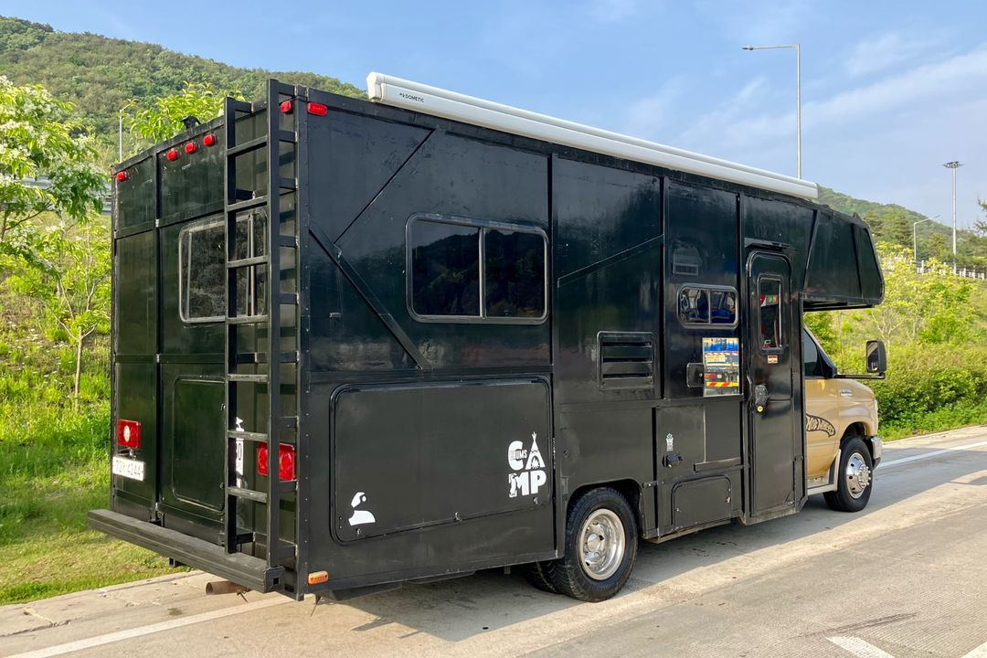 미국 포드 e350 모터홈 캠핑카 판매 급매--7