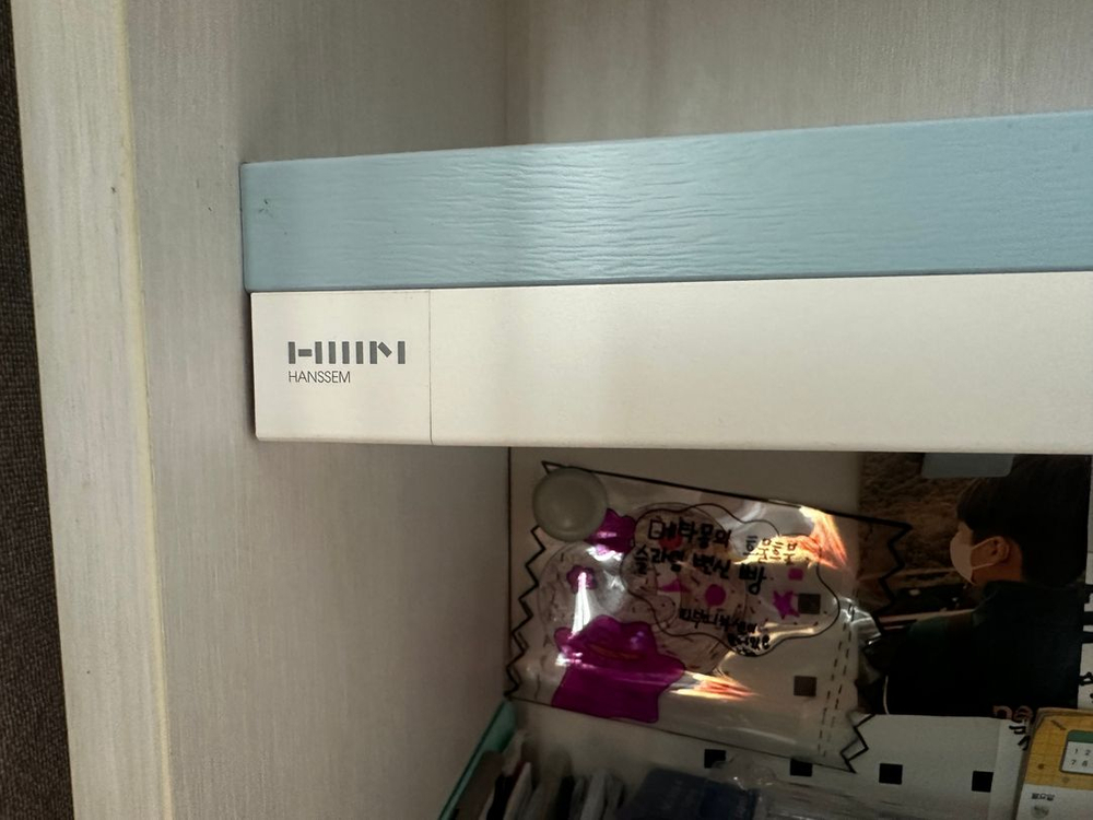 한샘 조이S 일자형 책상--3