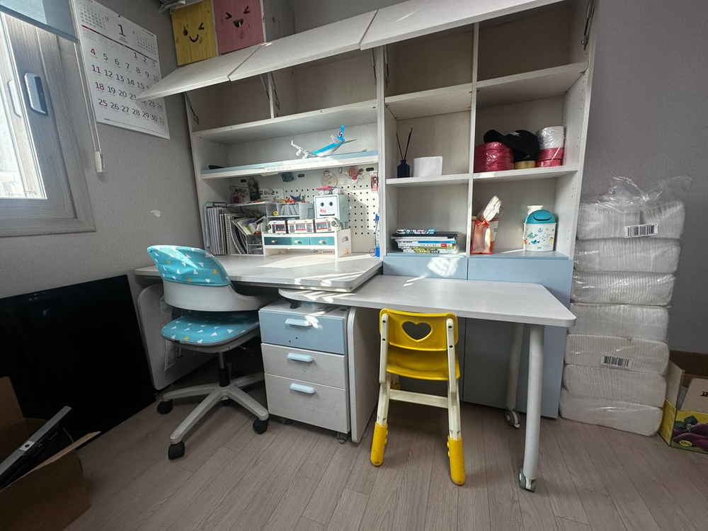 한샘 조이S 일자형 책상--1