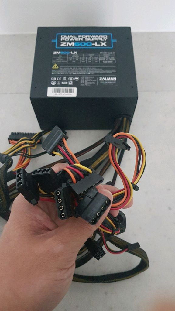 잘만 zm 600W 파워서플라이--2