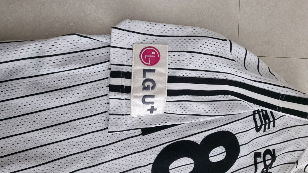 lg트윈스 데상트 유니폼(95) 이동현 마킹 팝니다--3