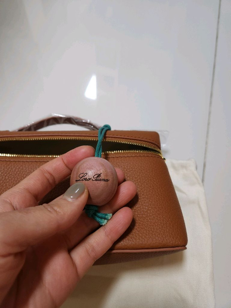 로로피아나 엑스트라포켓19--8