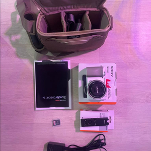 [중고] 소니 a6100 + 번들렌즈 + 구성품 일괄 판매