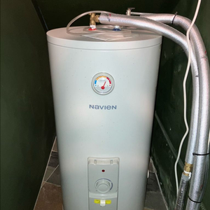 [판매] 나비엔 전기온수기 100L 바닥형