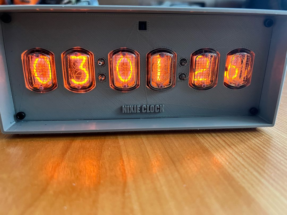 닉시튜브 시계 이미지